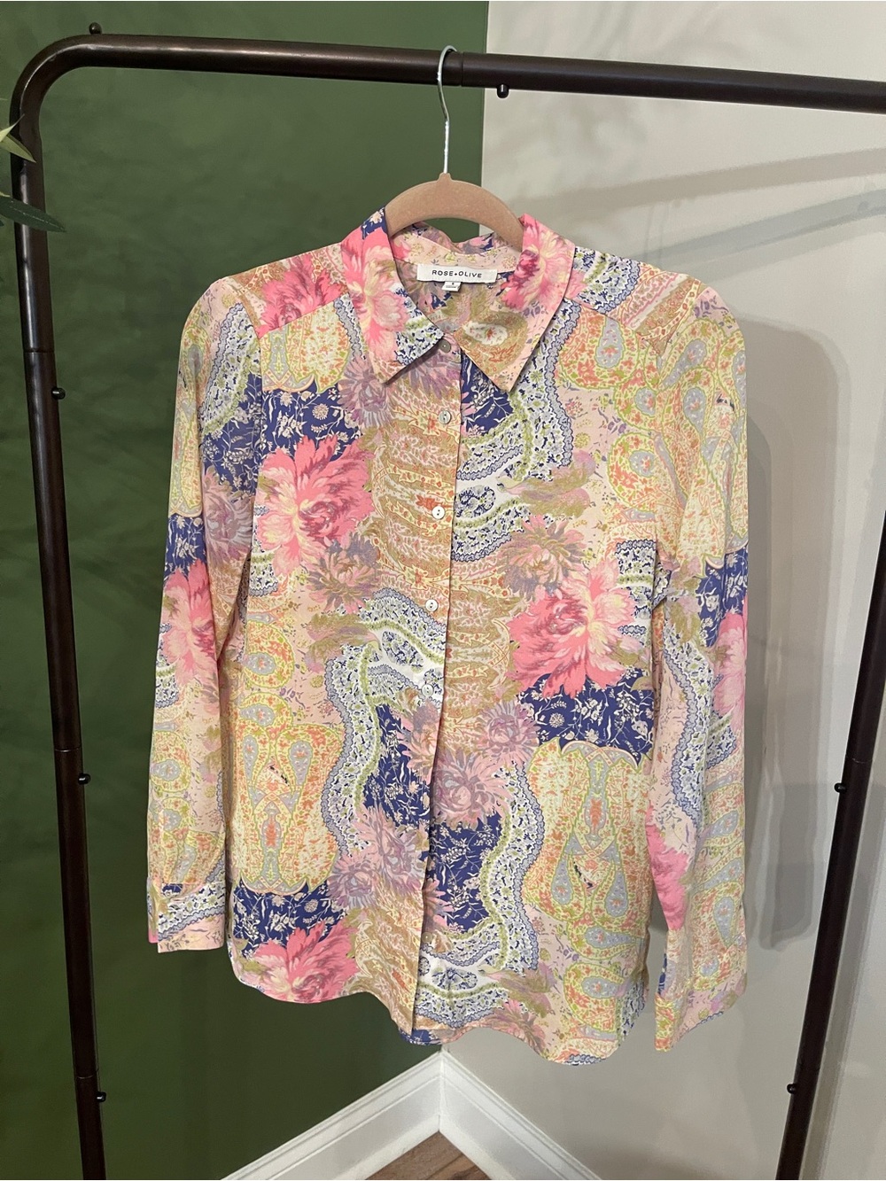 Rose & Olive Pastel Paisley Floral Button-Down Shirt